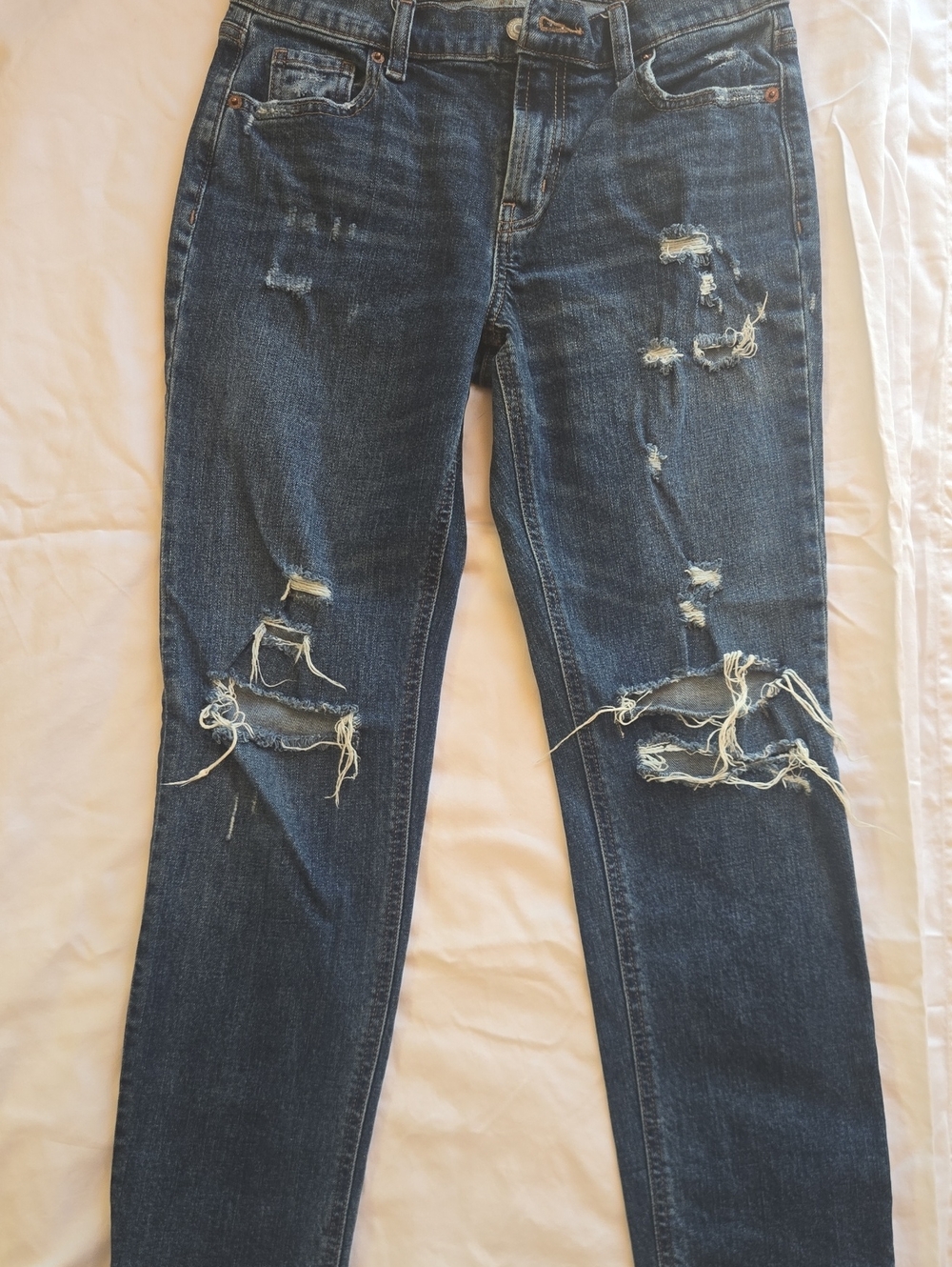 Old Navy Women's Dark Blue Distressed Skinny Jeans